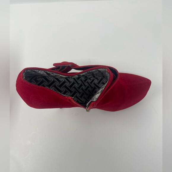 Vero Cuoio Red Faux Suede Platform Booties Heels Italian Women’s Size 8 - Picture 5 of 13